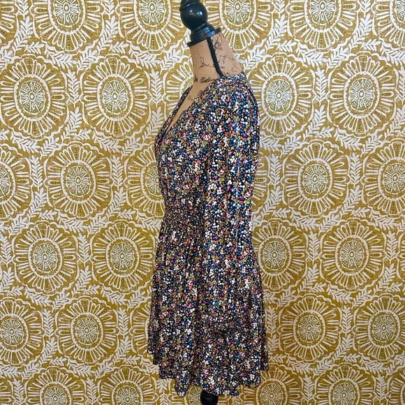 Rails Delaney Long Sleeve V-Neck Mini Dress in Dark Ditsy Floral Sz S - Picture 10 of 13